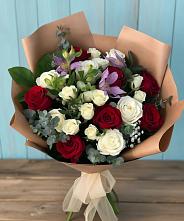 Букет цветов из:  Розы и Альстромерии в Грушевской