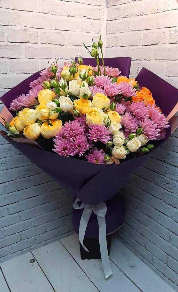 Букет цветов из: Хризантемы и Розы в Грушевской