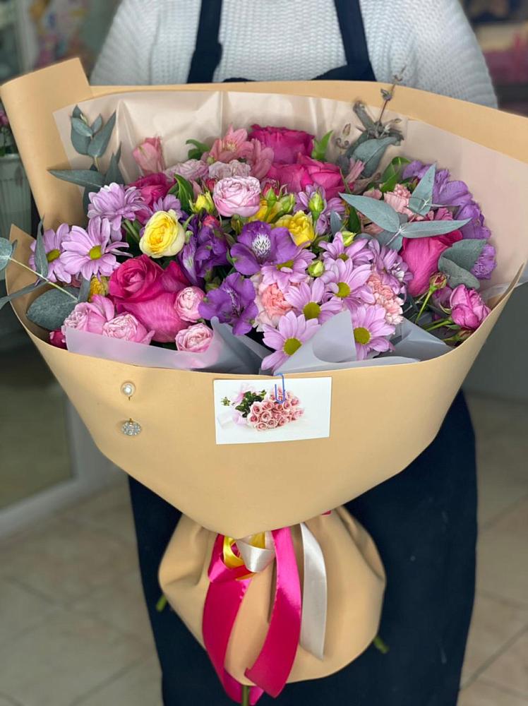 Букет цветов из: Хризантемы, Гвоздики и Альстромерии в Грушевской