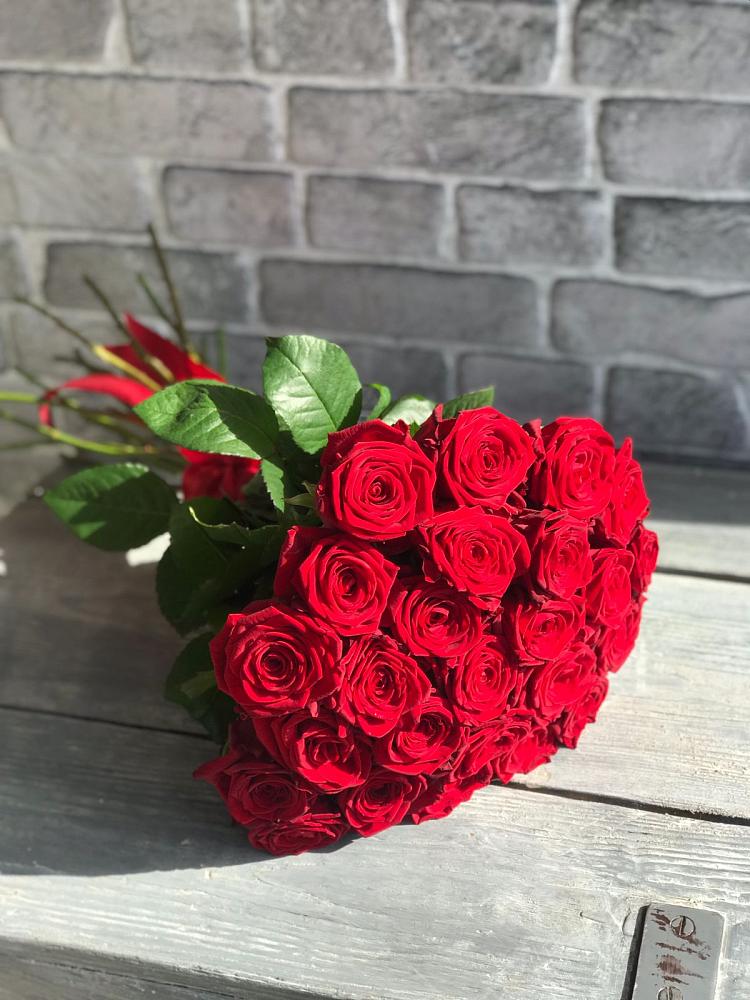 Букет Красные розы Фридом в Грушевской