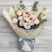Букет цветов из:  Лизиантусы в Грушевской