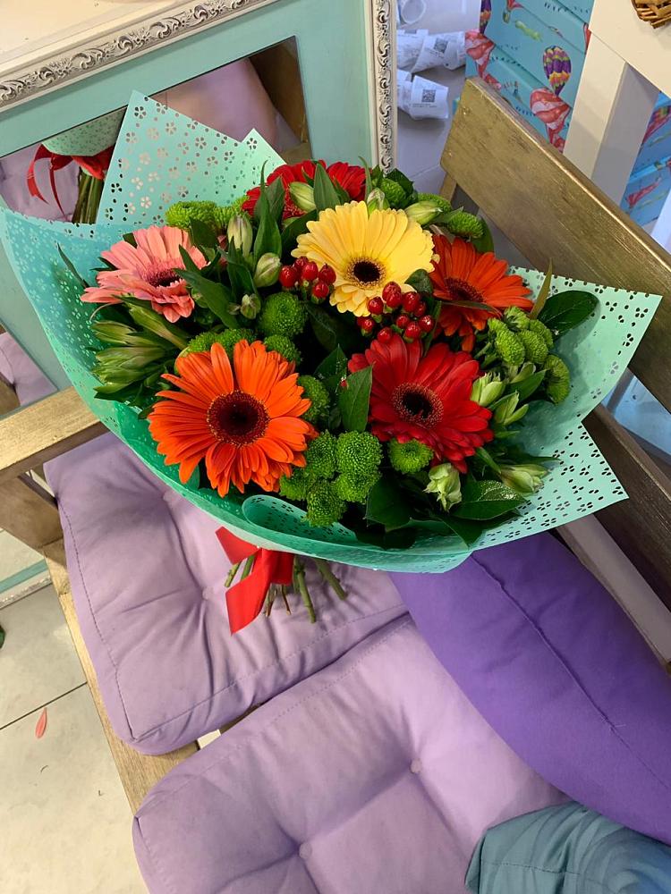 Букет цветов из: Герберы, Хризантемы и Альстромерии в Грушевской