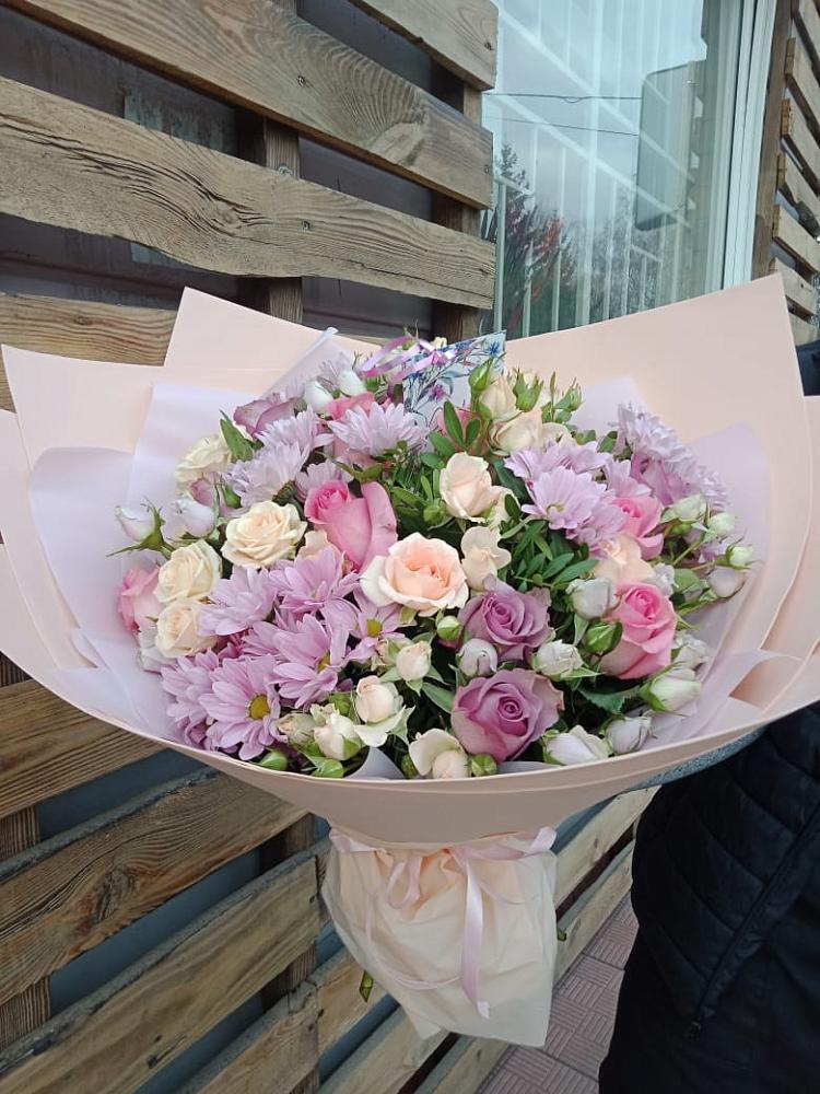 Букет цветов из: Розы и Хризантемы в Грушевской