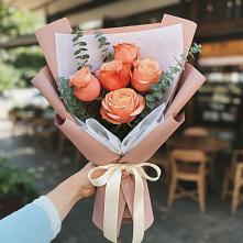 Букет цветов из:  Розы в Грушевской