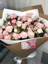 Букет цветов из:  Розы в Грушевской