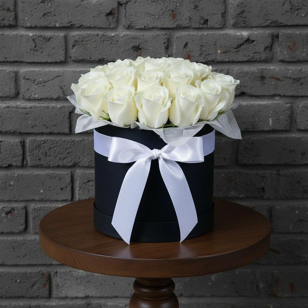 Цветочная композиция из Розы в шляпной коробке в Грушевской