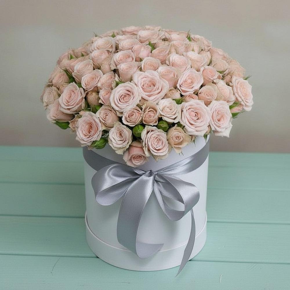 Цветочная композиция из Розы в шляпной коробке в Грушевской